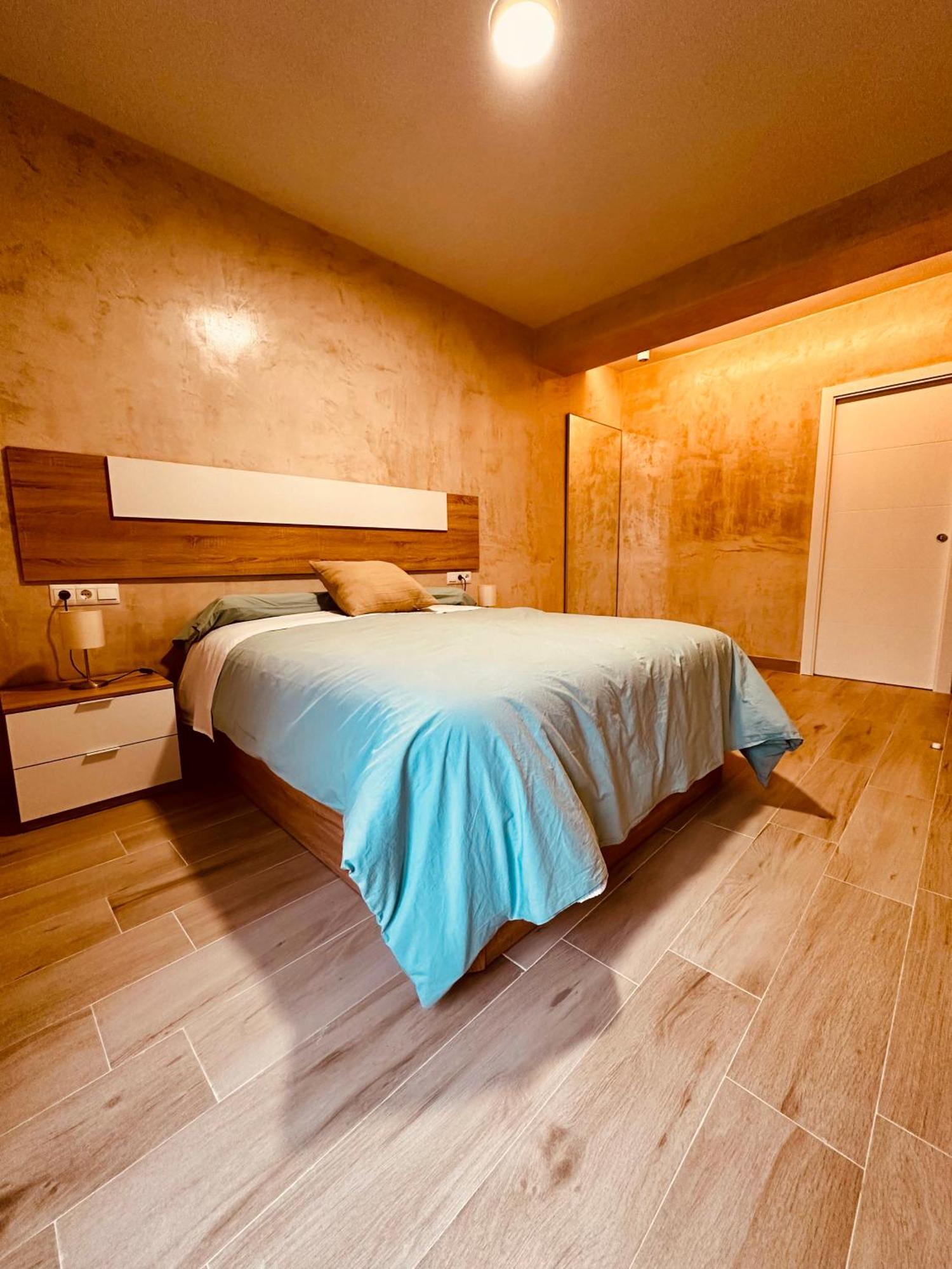Cherry Jacuzzi Apartment 龙达 外观 照片
