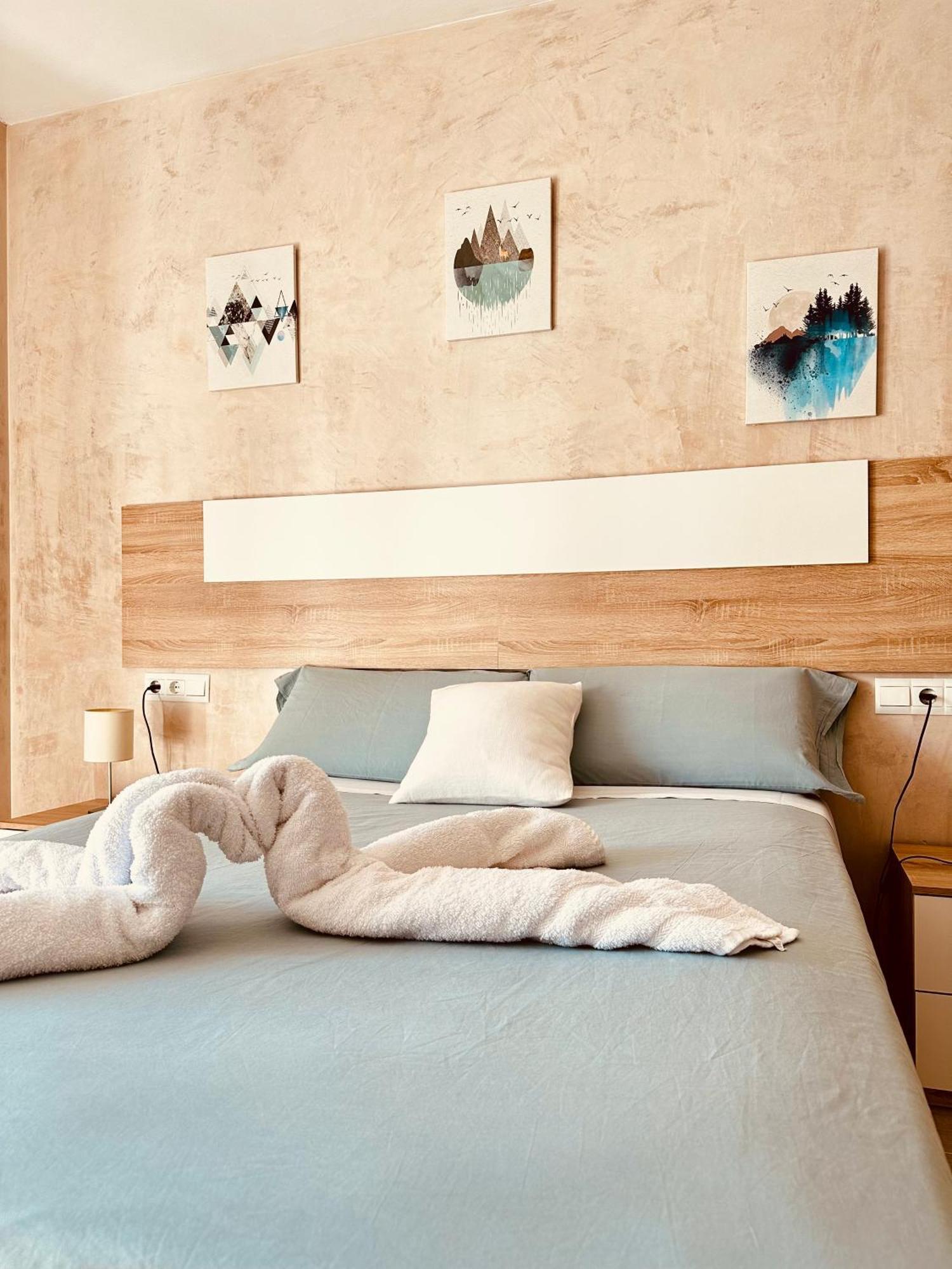 Cherry Jacuzzi Apartment 龙达 外观 照片
